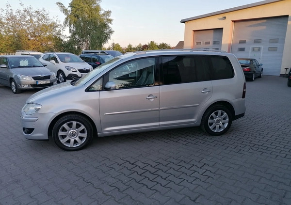 Volkswagen Touran cena 23000 przebieg: 187000, rok produkcji 2008 z Sokółka małe 497